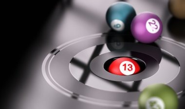 Spadegaming slot interface showing reels and payout information on mutogel